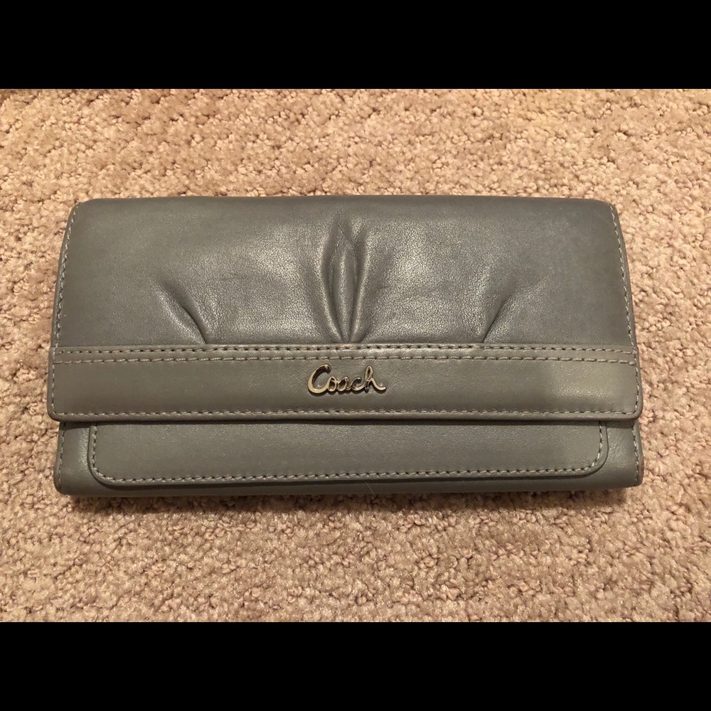 Lovely Grey Coach Wallet